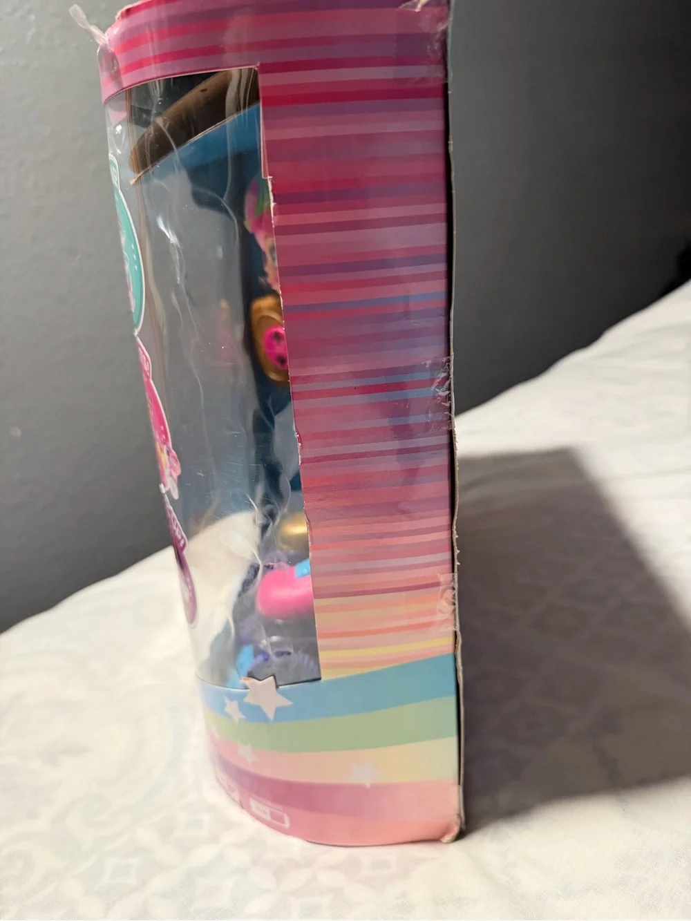 Rock n' Rollerskate RC Rainbow Riley Doll - Pink & Multicolor